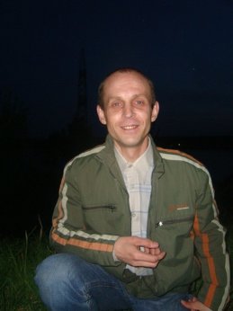 Олег Чекарев