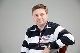 Александр Узиков