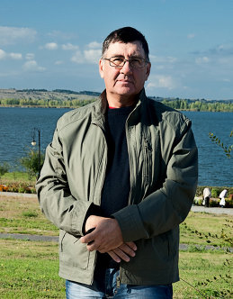 Александр Лихачёв