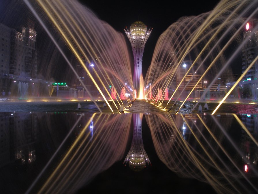 Танцующий фонтан в Астане - Рустем Жансеитов