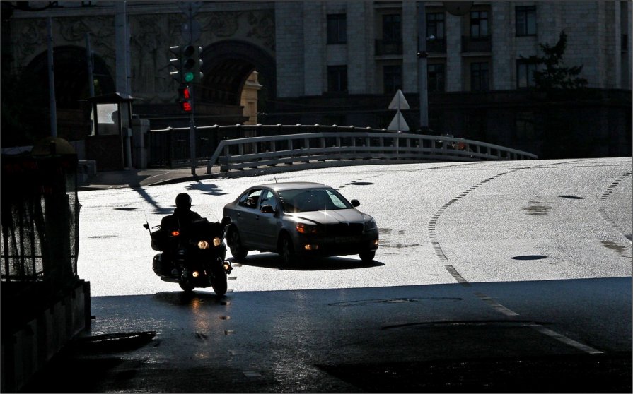 За мостом - Валерий Яблоков