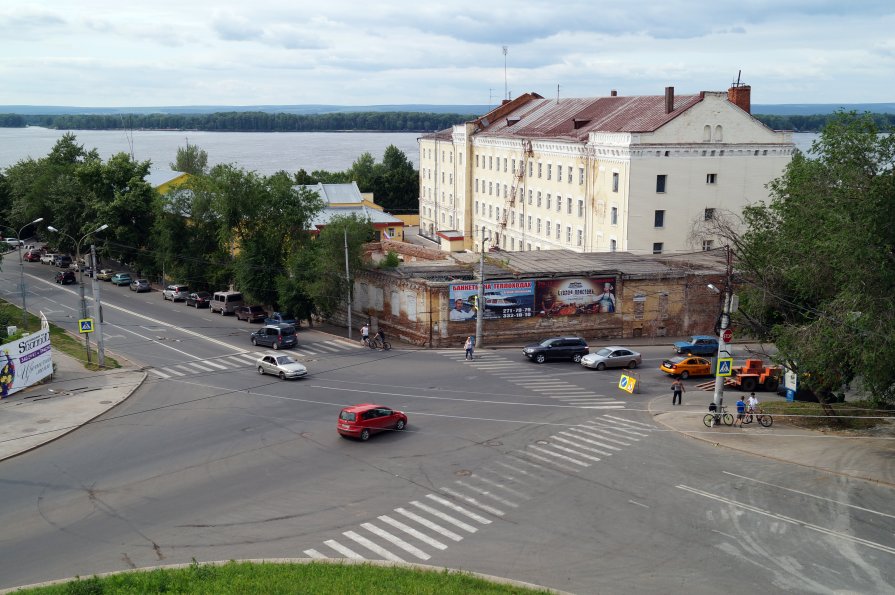 Перекресток( Самара). - Сергей Исаенко