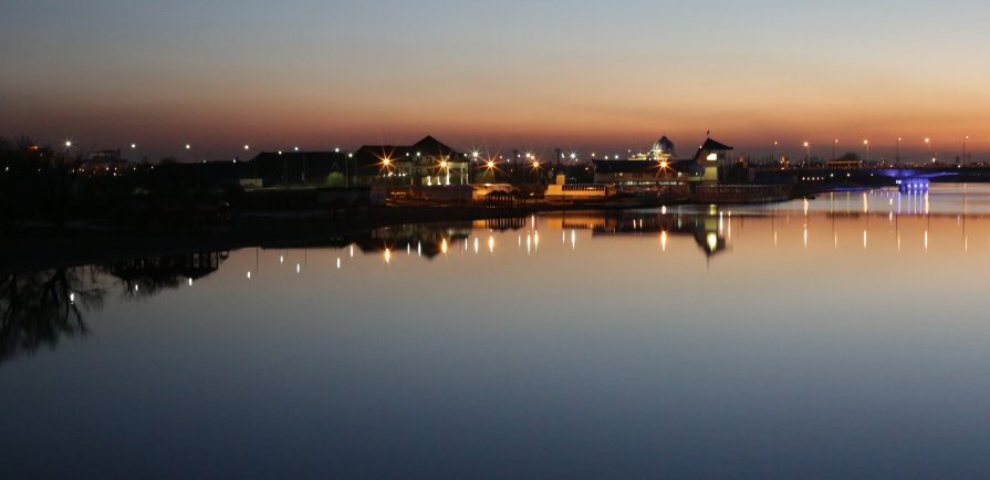Закат на реке Есиль, Астана, Казахстан - delete 