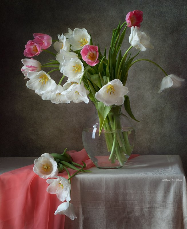 "Тюльпаны - улыбка весны..." - Alina Lankina