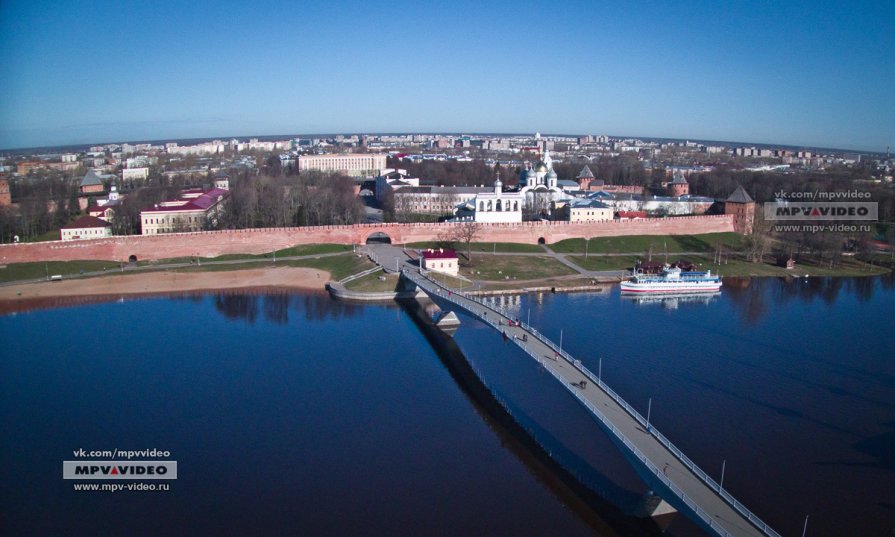 Великий Новгород. Кремль. Раннее утро. - Павел Москалёв