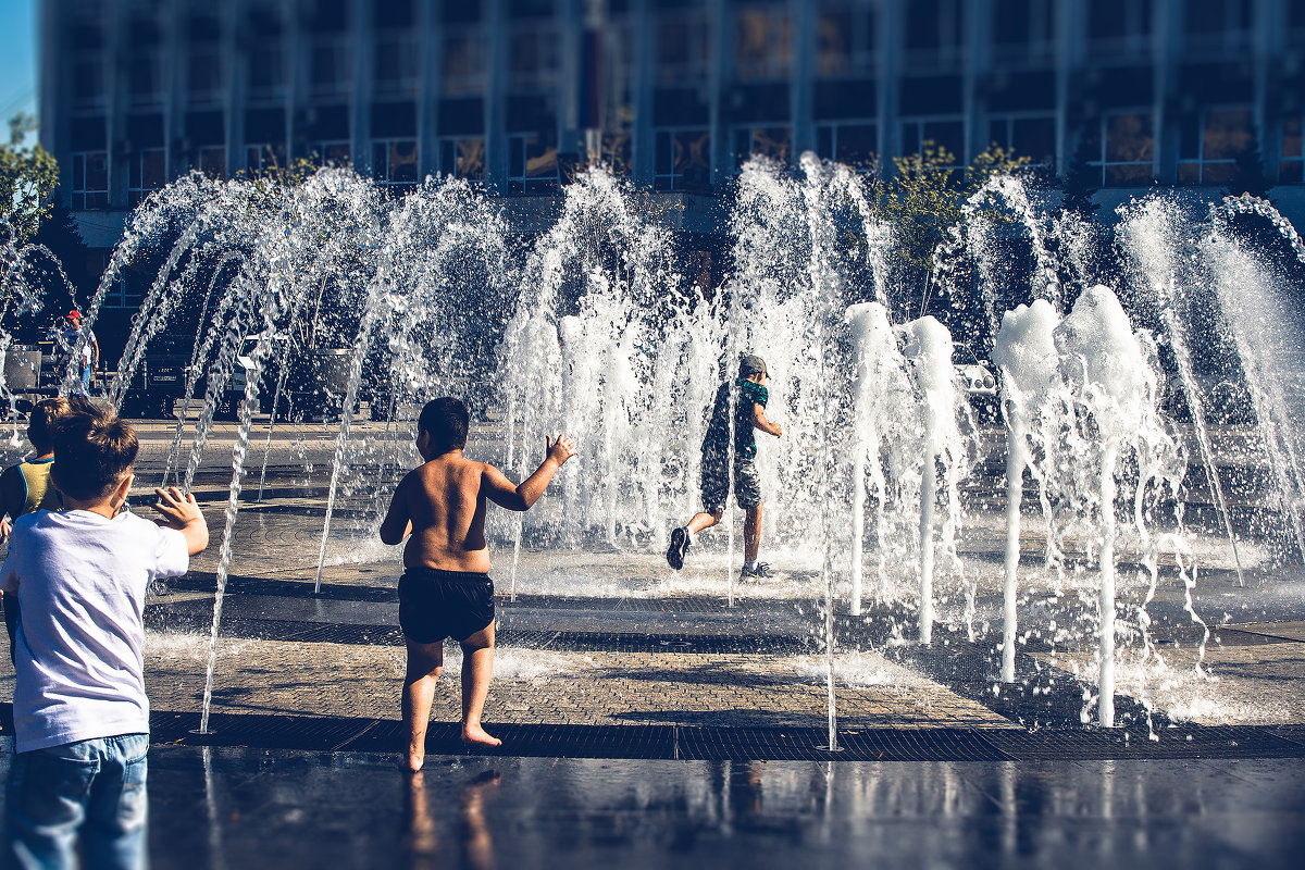 Лето, юность и фонтан - Krasnodar Pictures