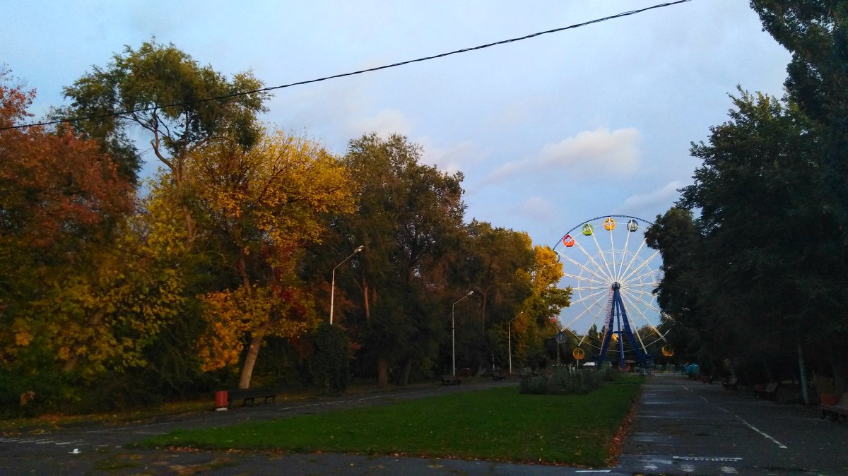 Осень в городе. - Natalia Nikolaevna