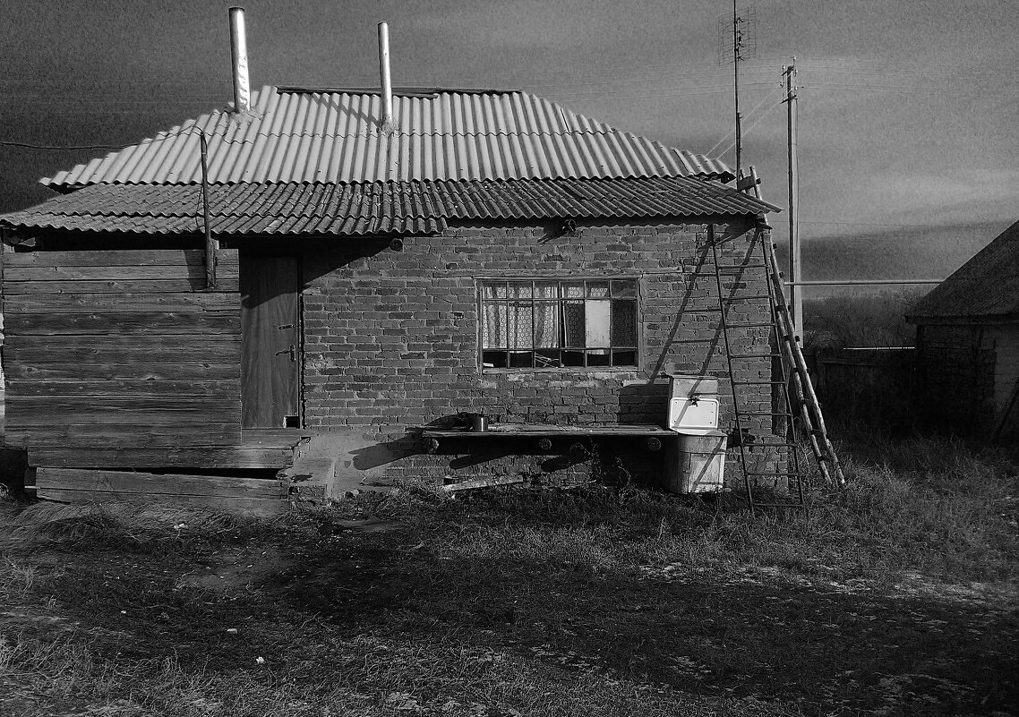 Дом в деревне - Алексей Милов