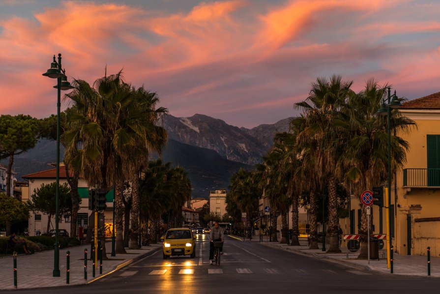 Forte dei marmi на закате дня. - Валерия 