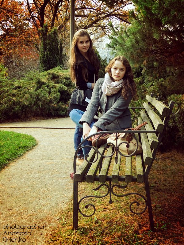 Модели: Юлия и Виталина - Анастасия 