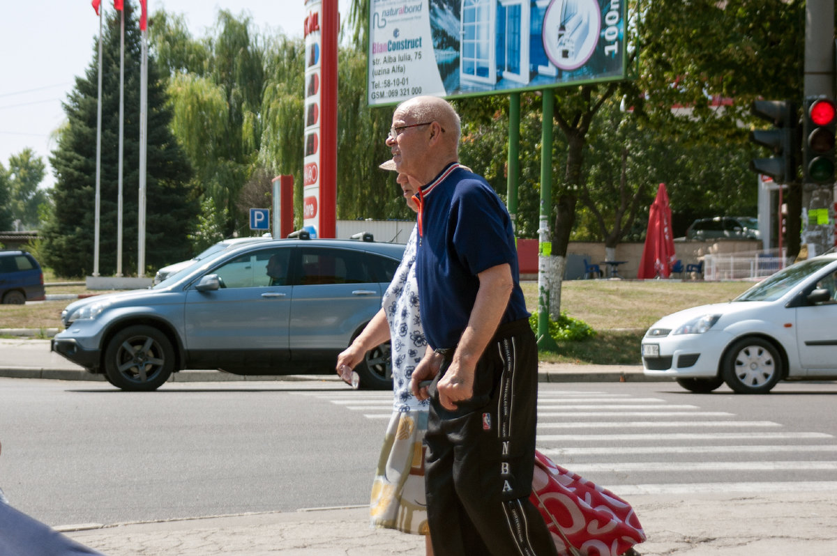 Old men and Movement - Veaceslav Godorozea