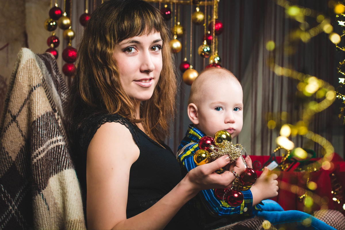 Мамочка и сынок Ромочка в новогоднем настроении - Анна Нестерова