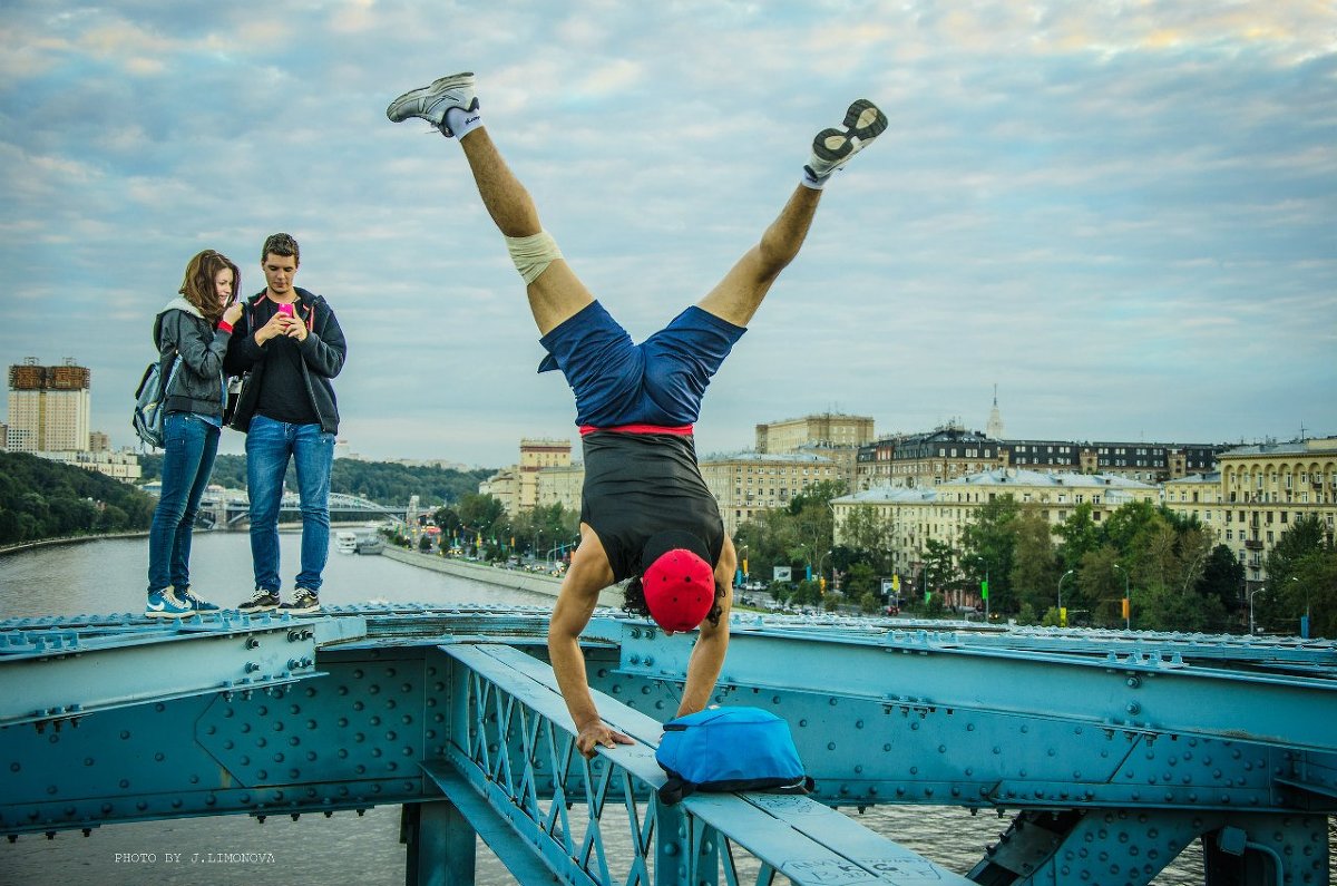 На Андреевском мосту - Юлия Лимонова