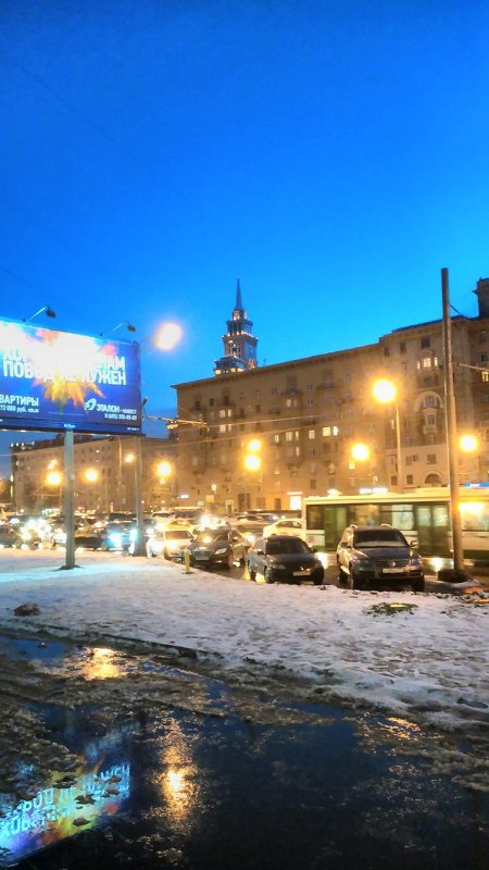 Отражение зимнего города - Сергей 