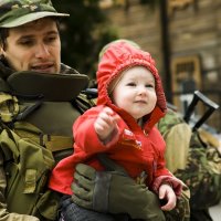 С ребенком на руках :: Наталья Мордовина
