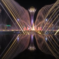 Танцующий фонтан в Астане :: Рустем Жансеитов