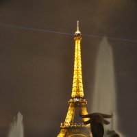 Притяжение Парижа :: Алёна Смокотина