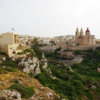 Marfa Ridge East, Malta :: Green Alle
