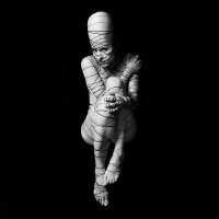 MUMMY :: JULIA NIKONCHUK