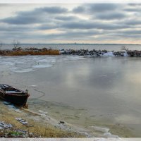"Старий човен" :: Сергей Буйна