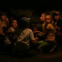 Дети в пещере :: Римма Алеева