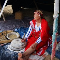 тяжелая работа тунисской женщины. :: Elena Sergeevna