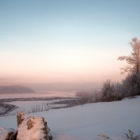 Вид на Волгу в зимнее утро. :: Наталья Ильина