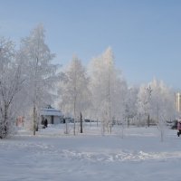 Город в белых деревьях :: Михаил Плецкий