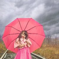 Зонт девочка и дождь :: Николай Шлыков