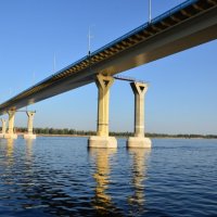 Волгоград. "Танцующий" мост :: Александр Золотой