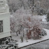 "А снег идёт,а снег идёт..." :: Надежда Урманова