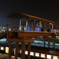 Вид на железнодорожный переход ночью. :: Natalie Weiss