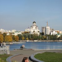 Екатеринбург и его жители... :: Надежда Шемякина