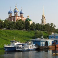 Рязанский кремль с реки Трубеж :: Владимир Андреев