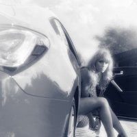 Women in car 3 :: Максим Музалевский