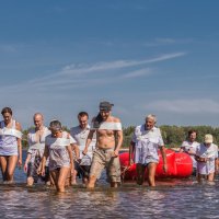 Бурлаки на Волге :: Александр Малышев