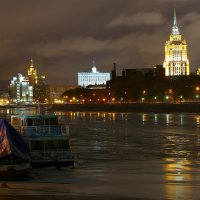 Вечером на Москве реке :: ВЛАДИМИР 