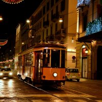 Рождественский трамвай в Милане :: Вера 