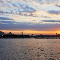 Закат над Невой :: Сергей Цвиров