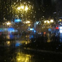 дождь на площади :: Танюшка Чухрий