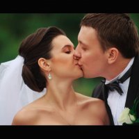 Свадебный поцелуй :: Елена Васичкина
