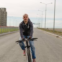 Велосипедист :: Александр Ивашков