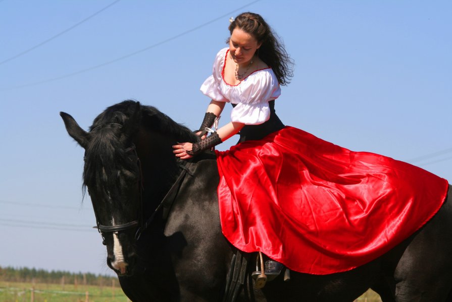 Дева на лошади - Валентина Кондратова