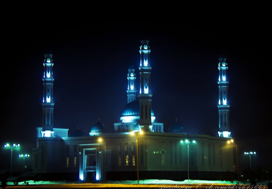 Мечеть - Настасья Емельянова