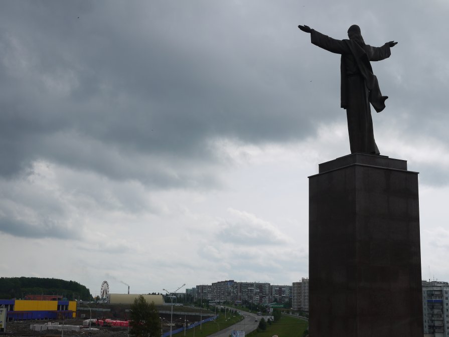 Памятник Иисусу в г.Прокопьевске - Ann Chusa