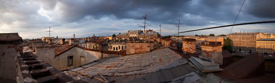 Крыши старого города - Алексей Манухов