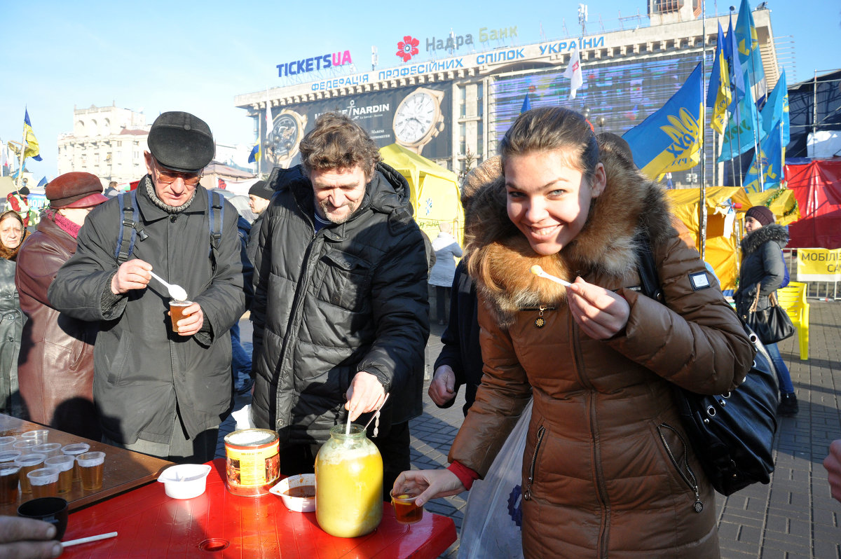 Евромайдан 2013 Киев - dizelma Бак