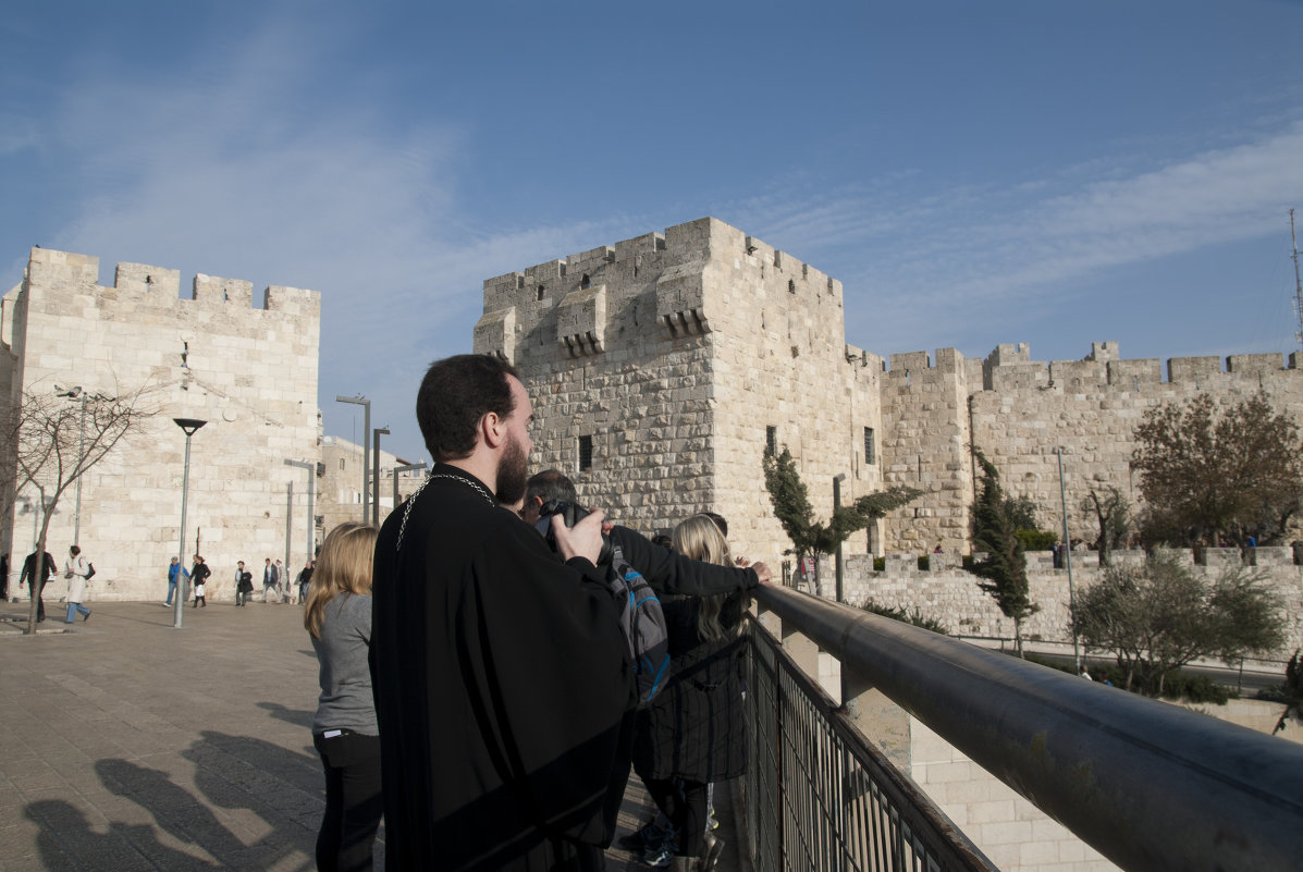 Jerusalem.Nichto helovecheskoie.... - susanna vasershtein