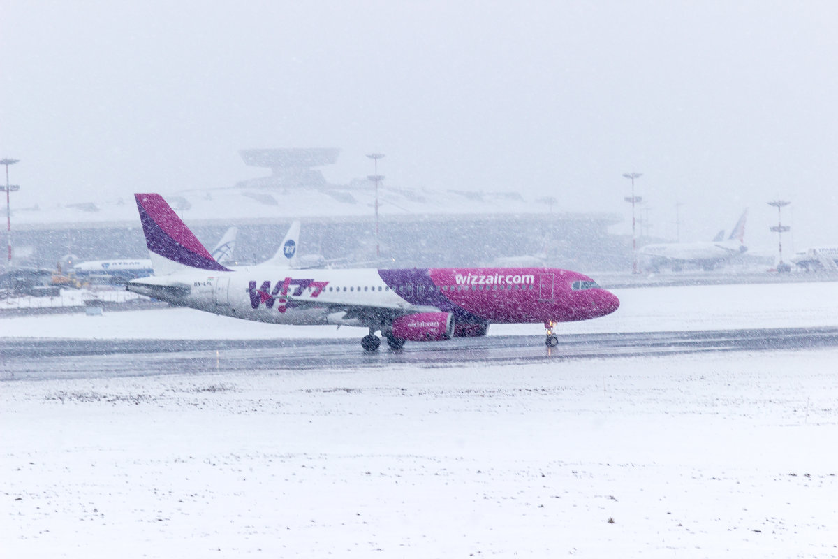 A320 WizzAir - Andrey Curie