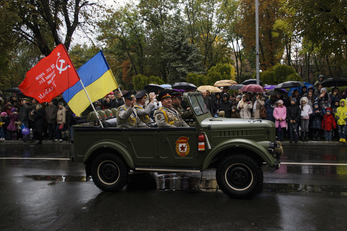 Парад военной техники - Богдан Петренко